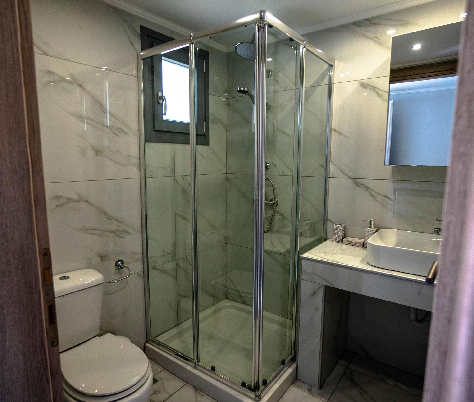 Golden Dolphin Studios&apartments * Alykes (Zakynthos)